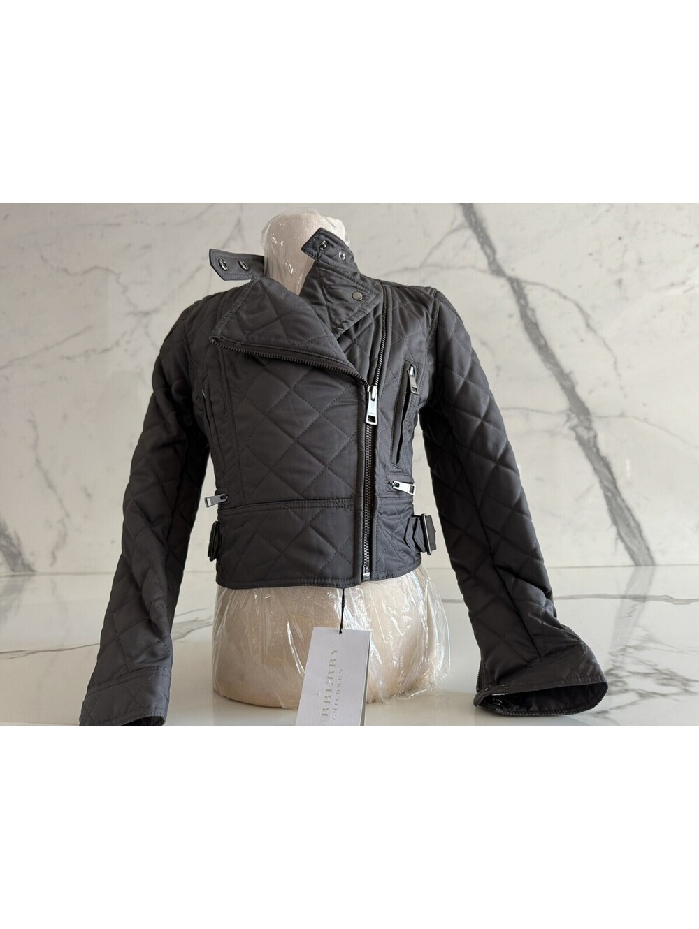 burberry quilted jacket girls Size 8US New